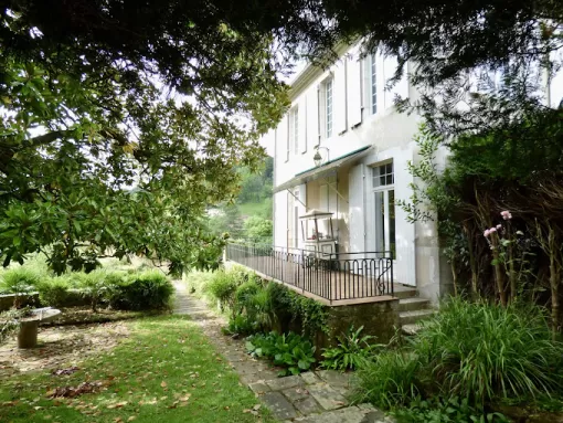 Architecte d'intérieur pour projet clé en main de réaménagement à Salies de Béarn