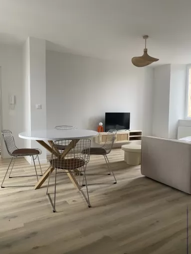Création d'appartements dans un ancien immeuble par maître d’œuvre à Sauveterre